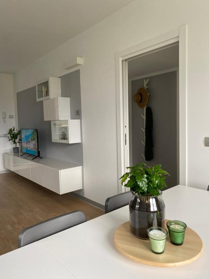 Appartamento Valeriana Dubino Exteriör bild